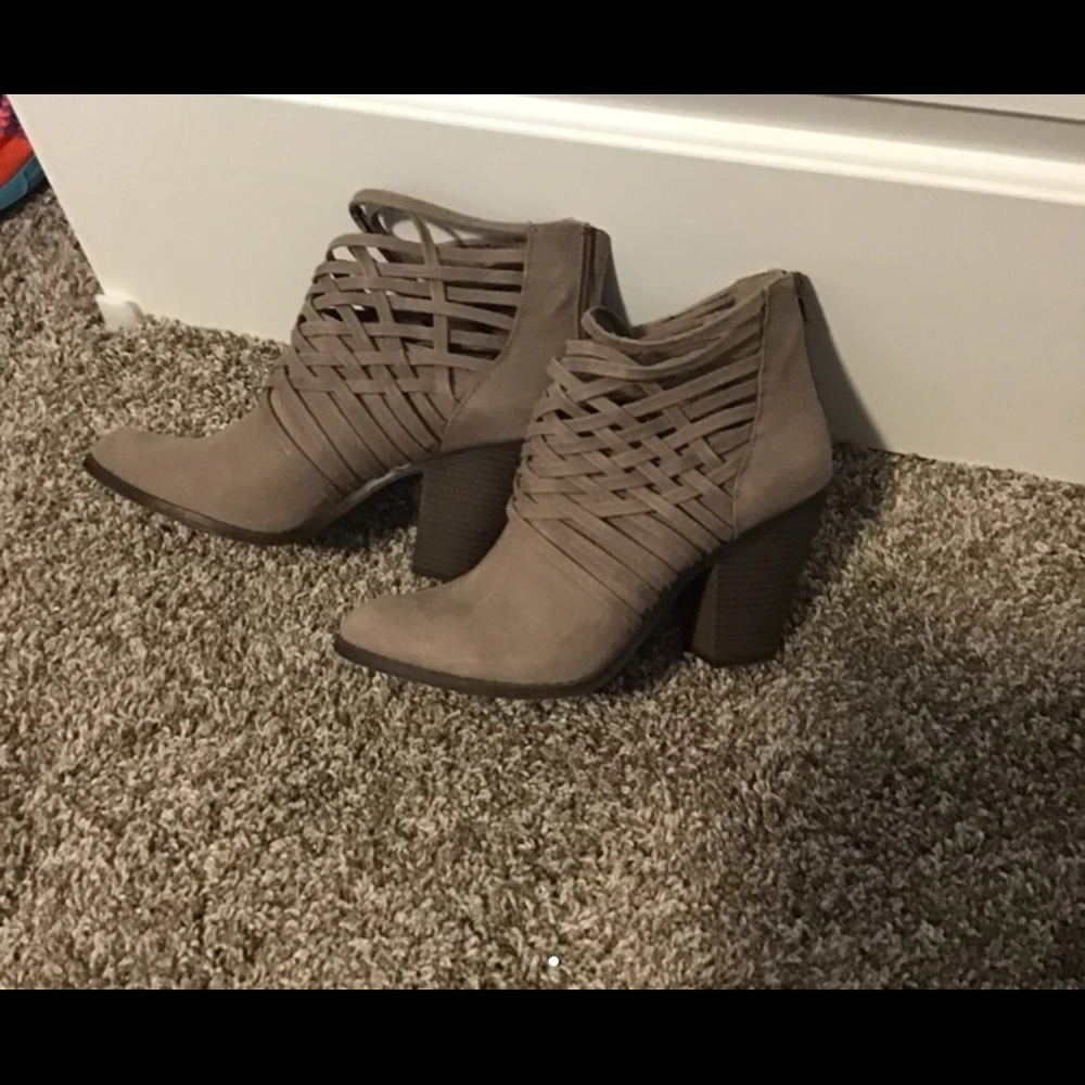 Women’s booties